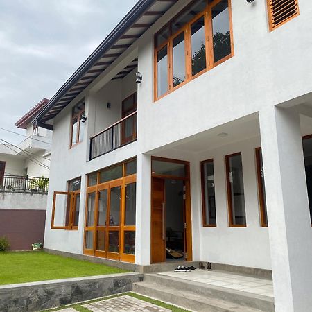 The Doctors Villa Ragama Екстер'єр фото